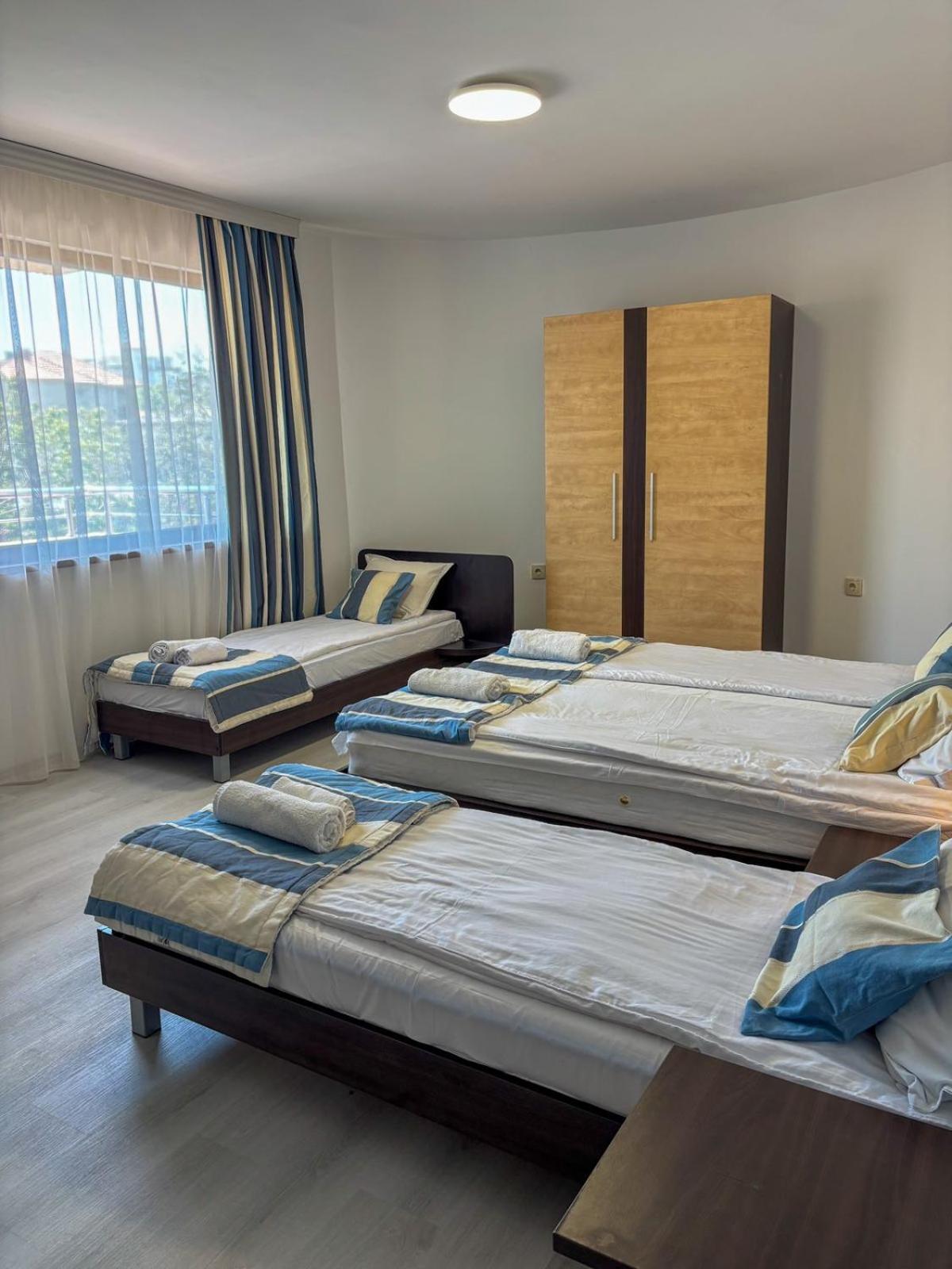 Marianas Guesthouse Obzor Exterior photo